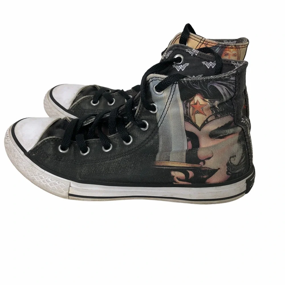 Converse Wonder Woman‎ High Top Shoe Multi Color Youth 3 SH881
